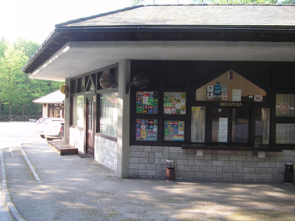Camping Pivka Jama